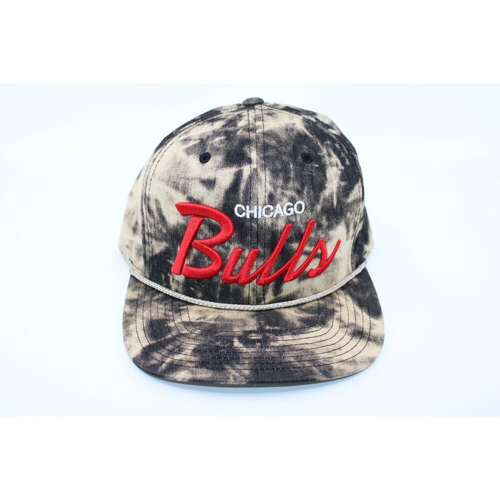 A5 NBA Mitchell & Ness Hardwood Classic CHICAGO BULLS Adjustable Tie Dye Hat Cap